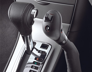 Additional electrical functions such as horn, direction indicator and wind shield wipers can also be moved to the same control.