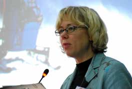 Helena Höij, chairman of the board of the Swedish Handicap Institute presented the work of the Swedish Handicap Institute. (Photo Magnus Höij)