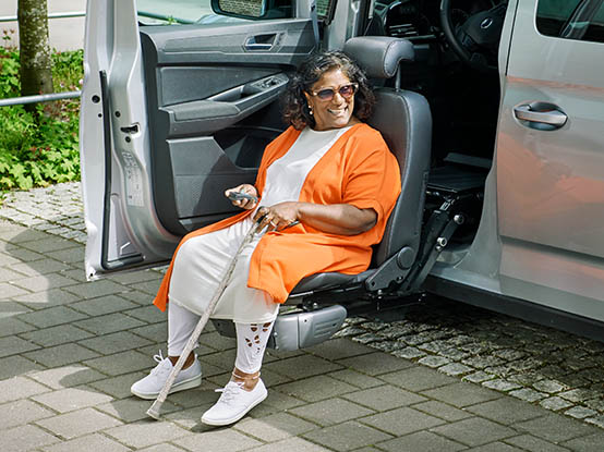 Turny Evo seat lift in a vehicle